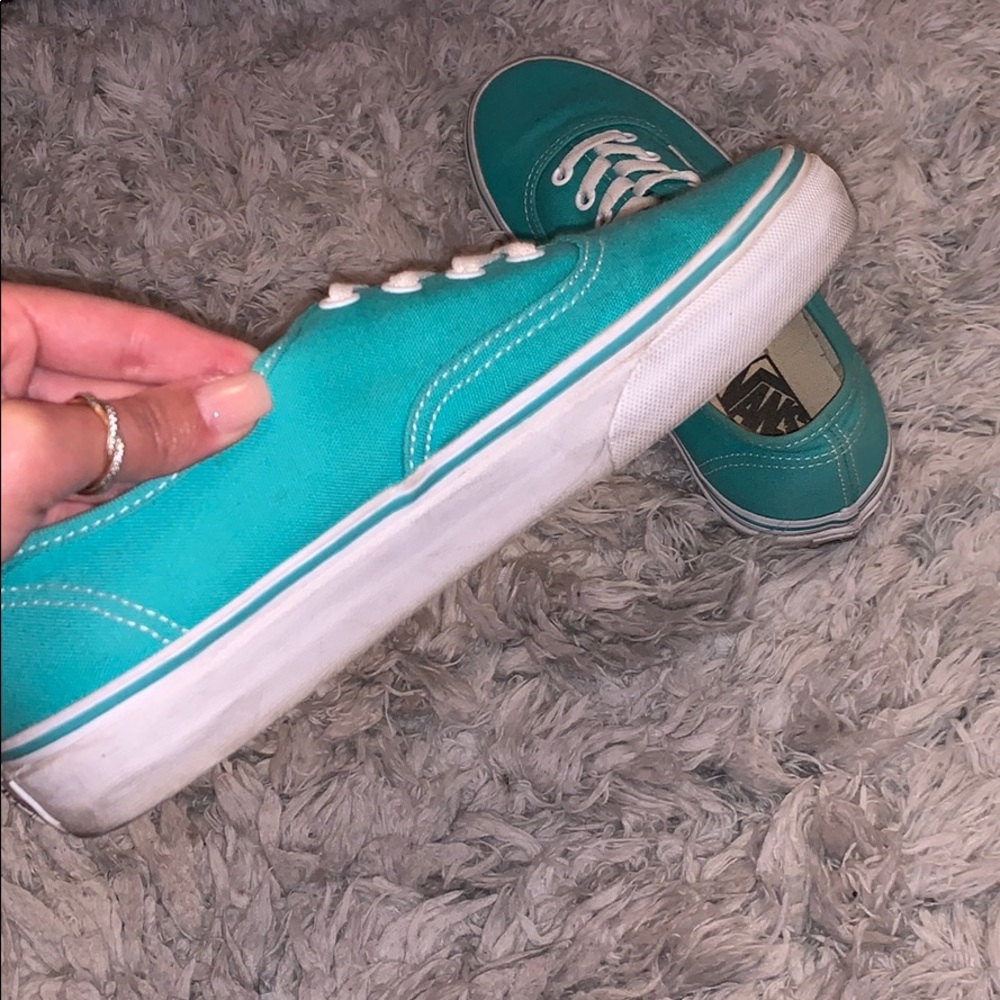 VANS SHOES - Picture 3 of 8